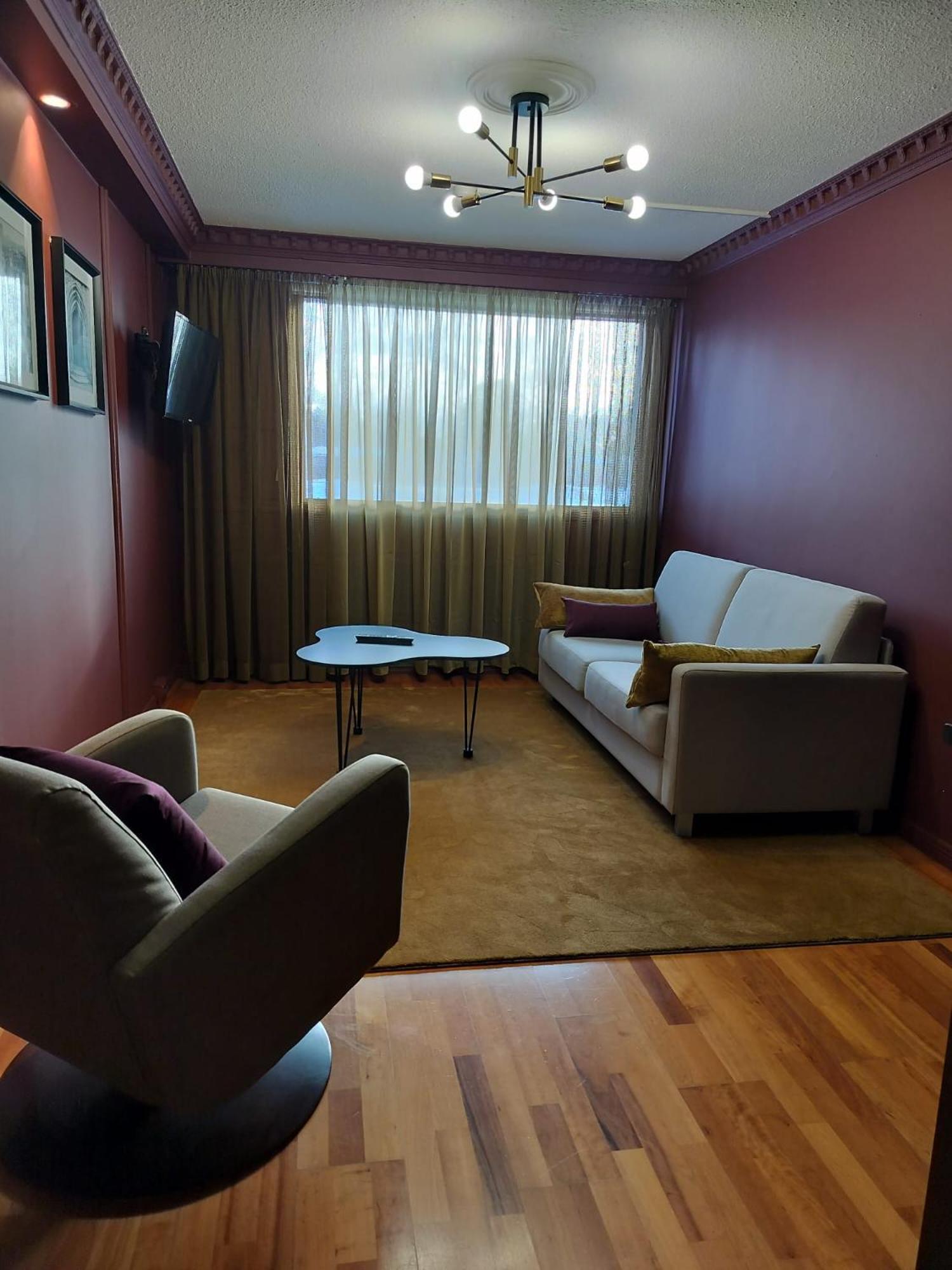 Hotel Kaeenpesae Юливиеска Экстерьер фото